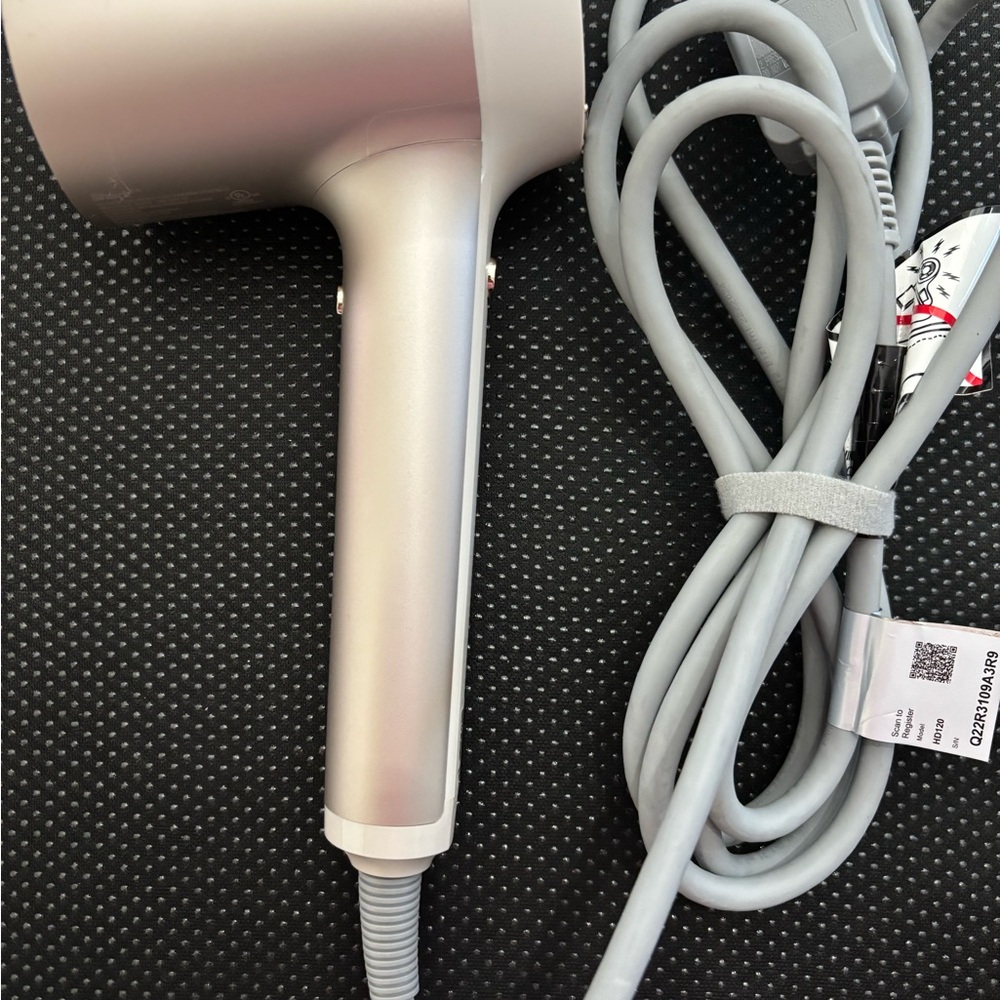 Shark Sleek Silver Hair Dryer
